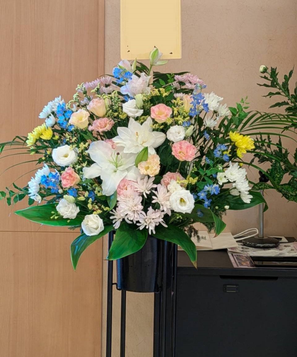 即花のお葬式にお届けするスタンドフラワー｜愛媛松山｜「パールフローラ」　（愛媛県松山市の花キューピット加盟店 花屋）のブログ